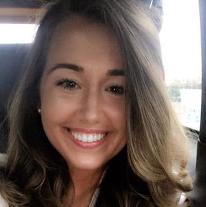 Meet your Posher, Elizabeth